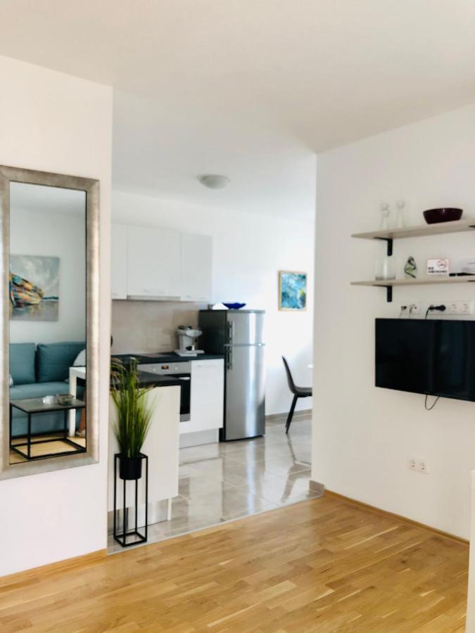 Villa Dani Sea & Pool Apartments Trogir Extérieur photo