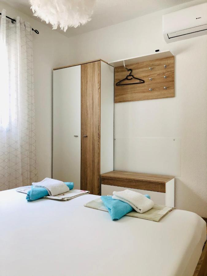 Villa Dani Sea & Pool Apartments Trogir Extérieur photo